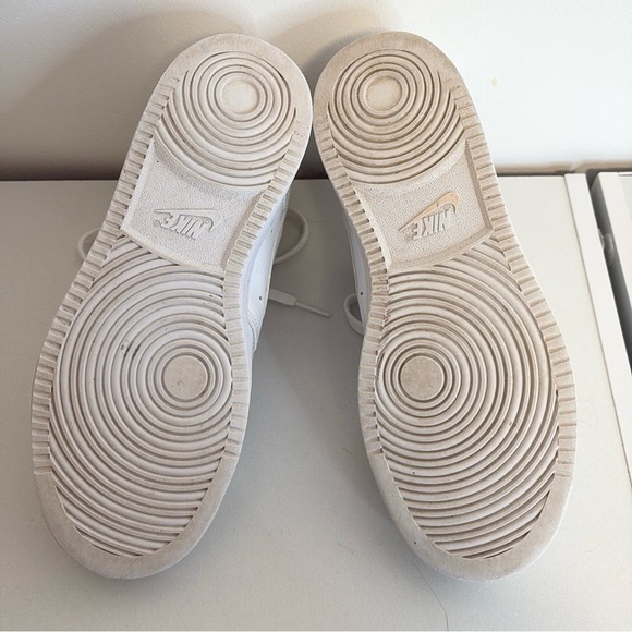 Nike  court vision sneakers, women’s sz 6.5 - Picture 6 of 10
